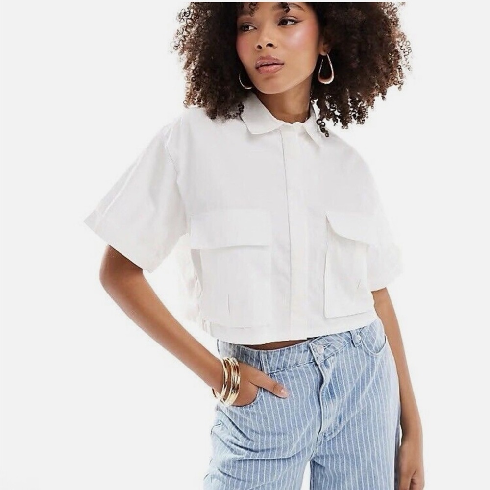 New ZARA NWOT Cropped Short Sleeve Shirt With Front Pockets